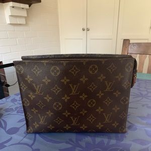 TOILETRY 26 LOUIS VUITTON